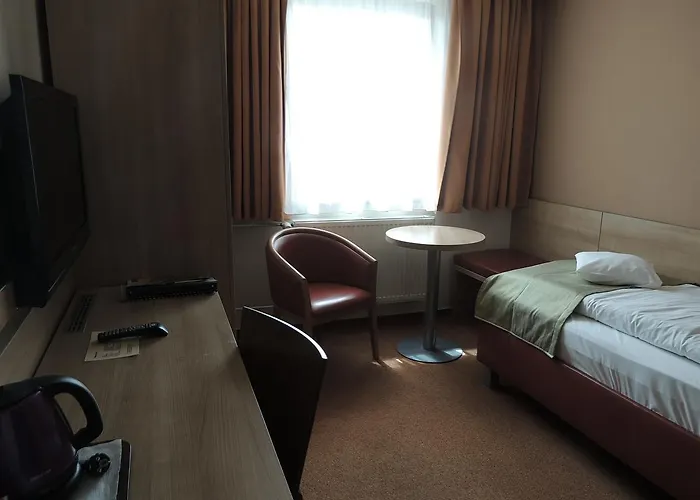 Club Hotel 3*